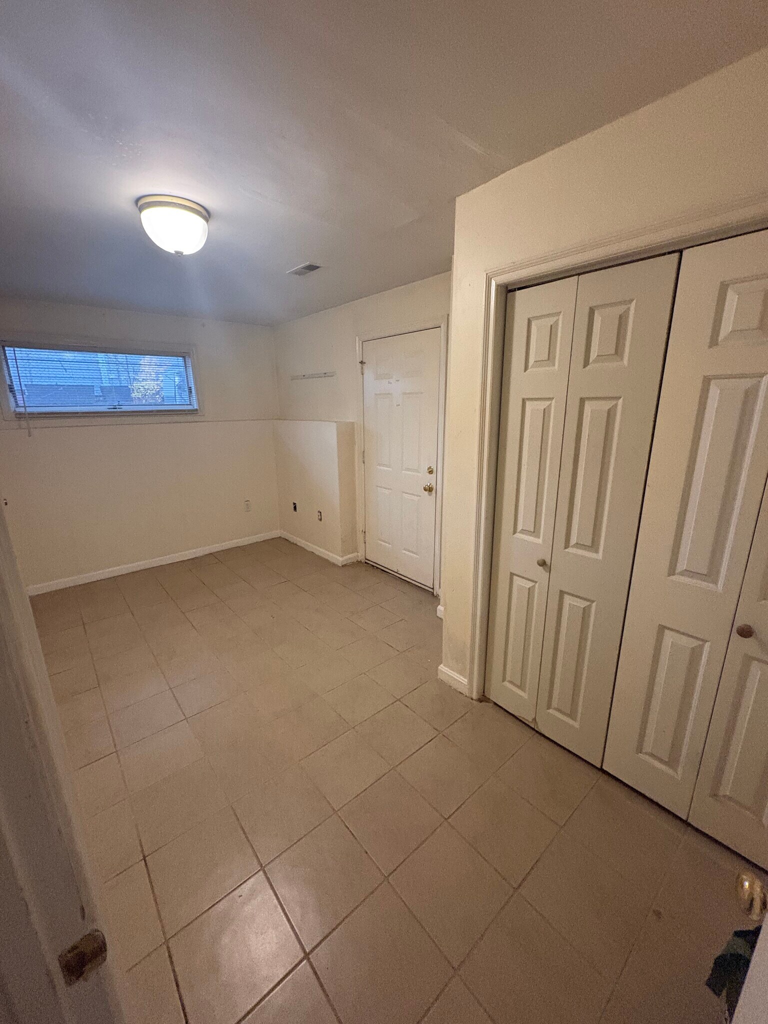 Building Photo - 309 Beacon St