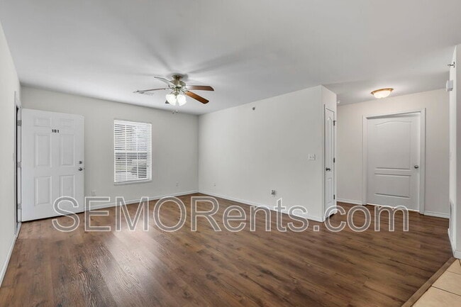 Building Photo - 3 Village Dr