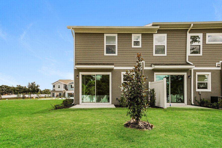 Building Photo - 1523 Tristar Dr