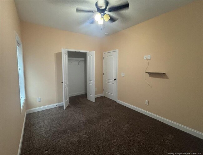 Building Photo - 232 Old Montague Way