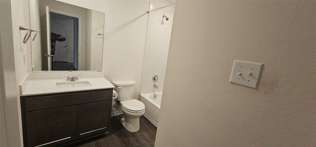 Building Photo - 3722 Pronghorn Ln