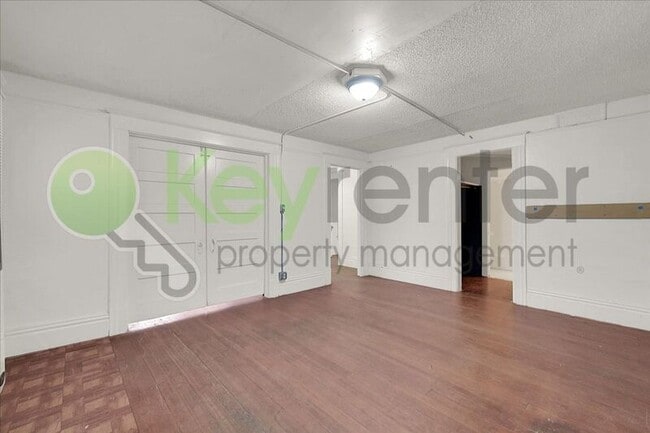 Building Photo - 1827 T St