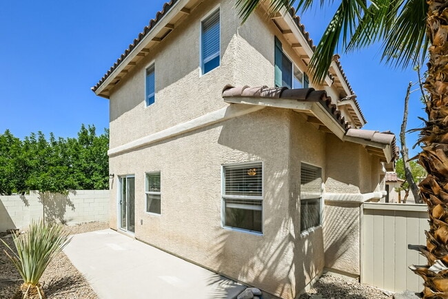 Building Photo - 10571 Alondra Peak St