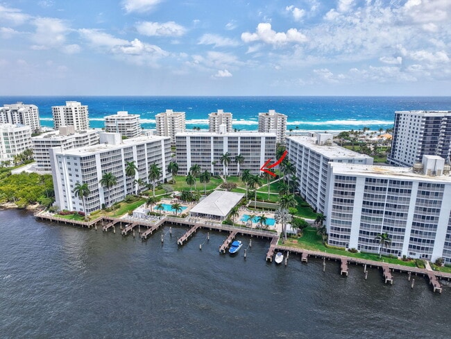 Building Photo - 3224 S Ocean Blvd