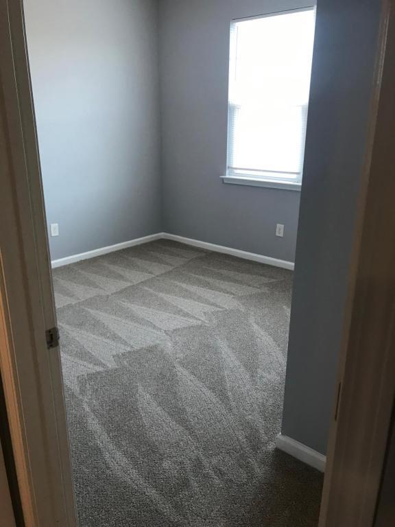 Building Photo - 820 Hayes Point Cir