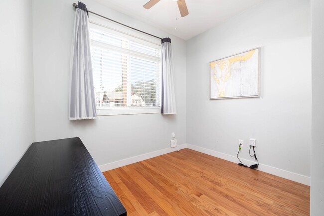 Building Photo - North Park Craftsman House!