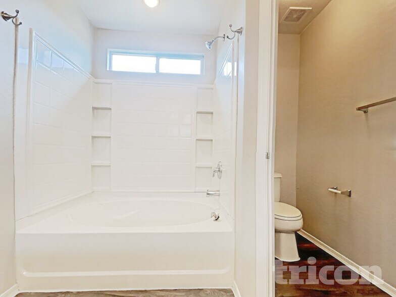 Building Photo - 3820 E Sierrita Rd