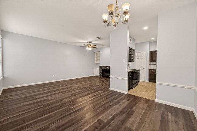 Building Photo - 1103 Dulles Ave
