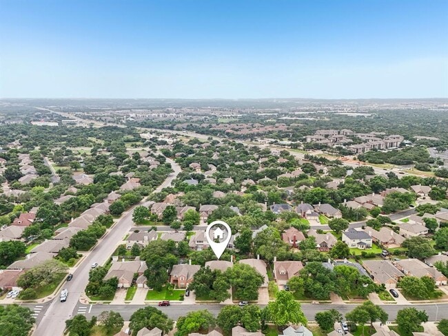 Building Photo - 10113 Cassandra Dr