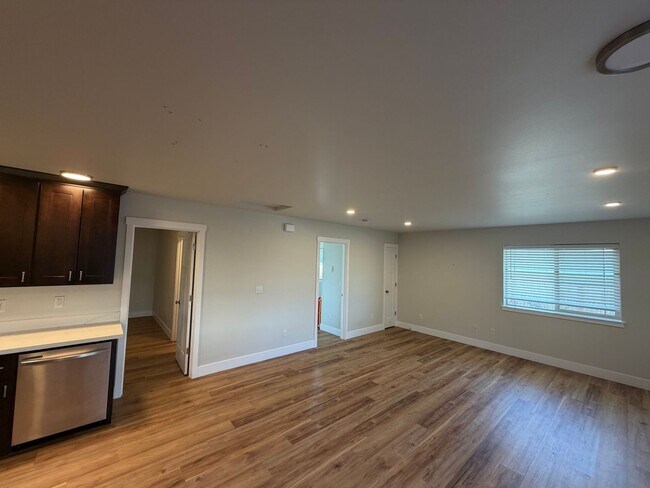 Building Photo - NewB TAC T 3637