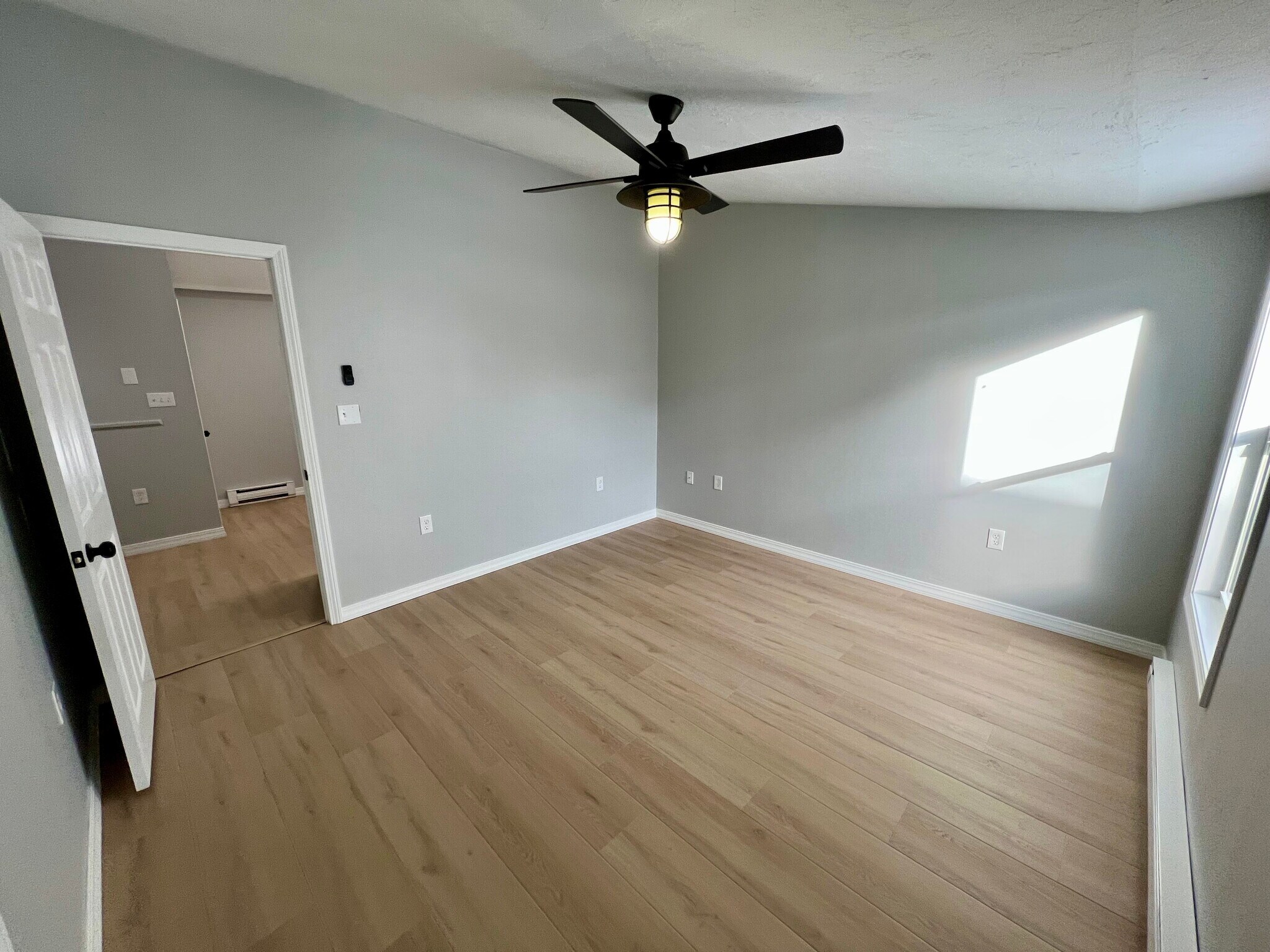 Bedroom 1 - 40 Watch St