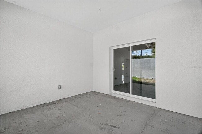 Building Photo - 89 Fairway Cir