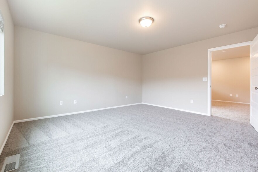 Building Photo - 3615 80th Ave NE