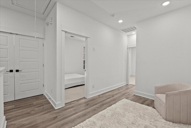 Building Photo - 2906 Stevens St