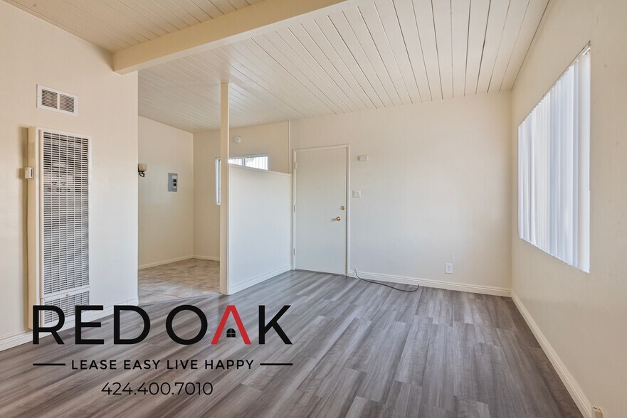 Building Photo - 515 Stewart Dr