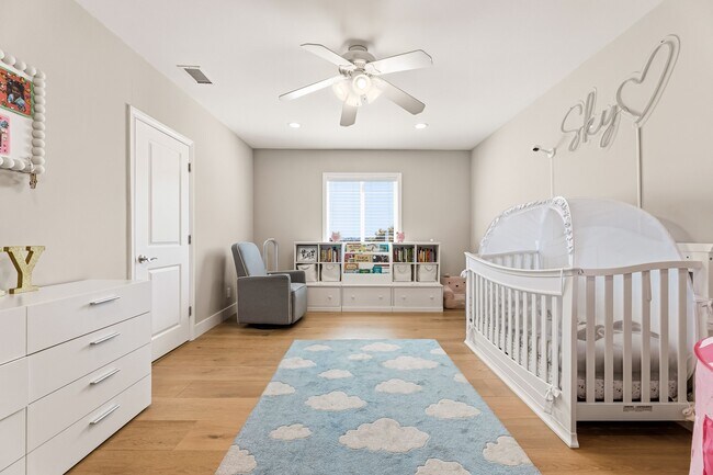 Building Photo - 1832 11th St