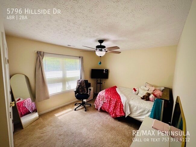 Building Photo - 5796 Hillside Dr