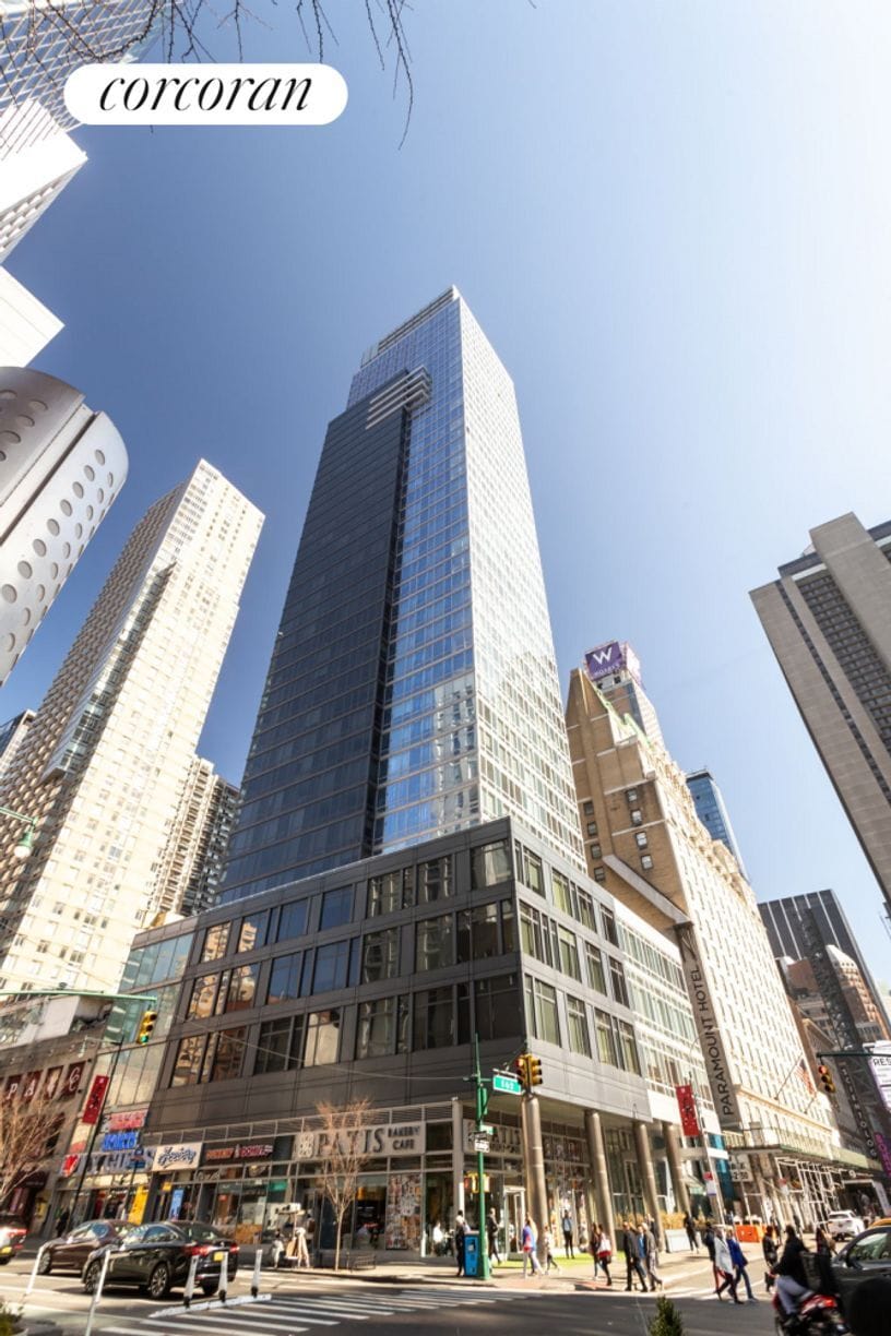 Building Photo - 750 8th Ave