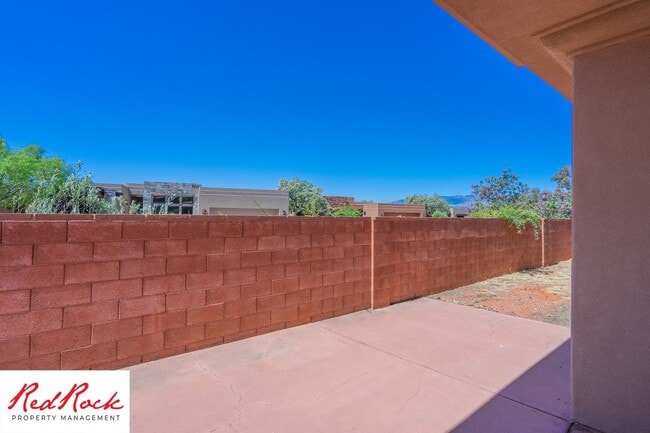 Building Photo - 3 Bedroom Home In Eagle Rock At Snow Canyon With Community Pools