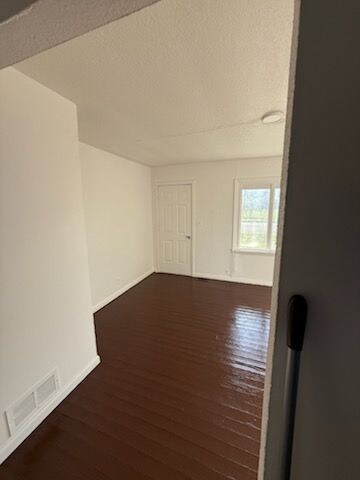 Building Photo - 914 N Branson St