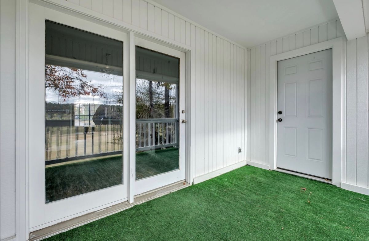 Building Photo - 1957 Darryl Dr