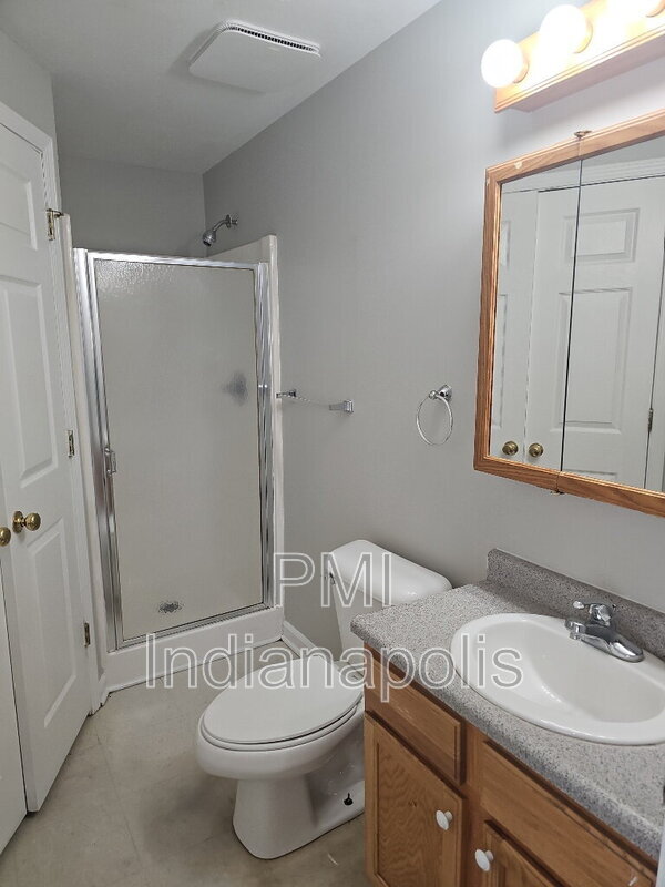 Building Photo - 1811 Winfield Park Dr
