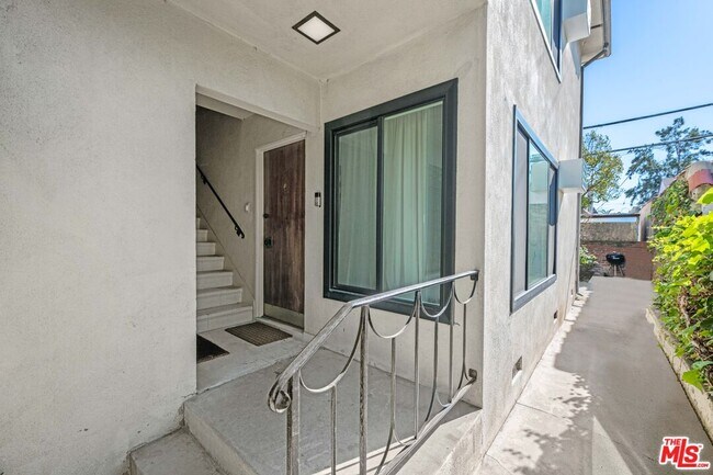 Building Photo - 8336 Blackburn Ave