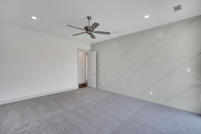 Building Photo - 140 Farish Ln