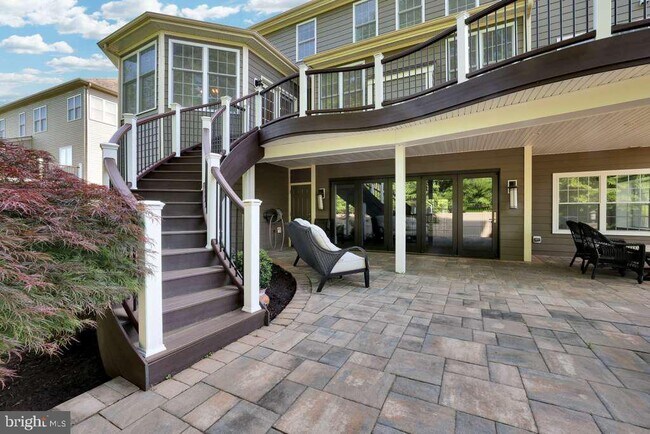 Building Photo - 8227 St Francis Dr