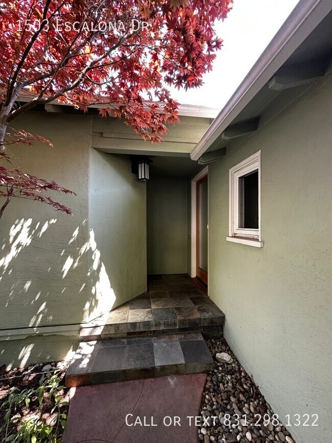 Building Photo - west side charm with garage