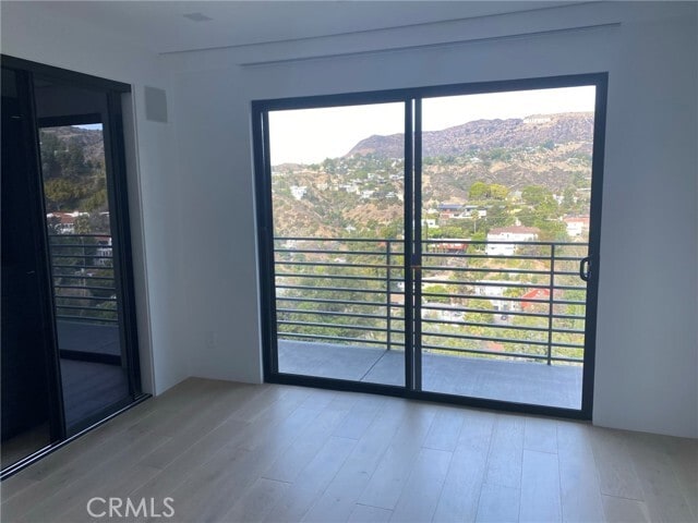 Building Photo - 5710 Hill Oak Dr