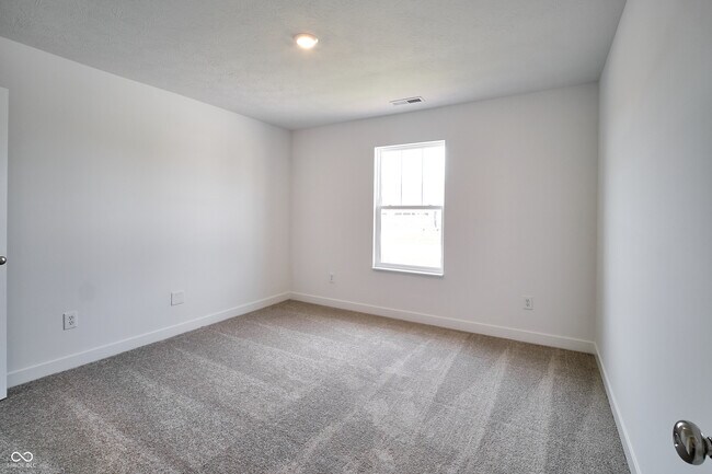 Building Photo - 8699 Maroska St