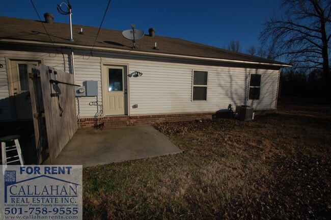 Building Photo - 3 Bedroom Duplex in Jacksonville
