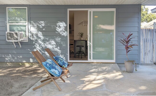 Building Photo - 163 Bilmarsan Dr