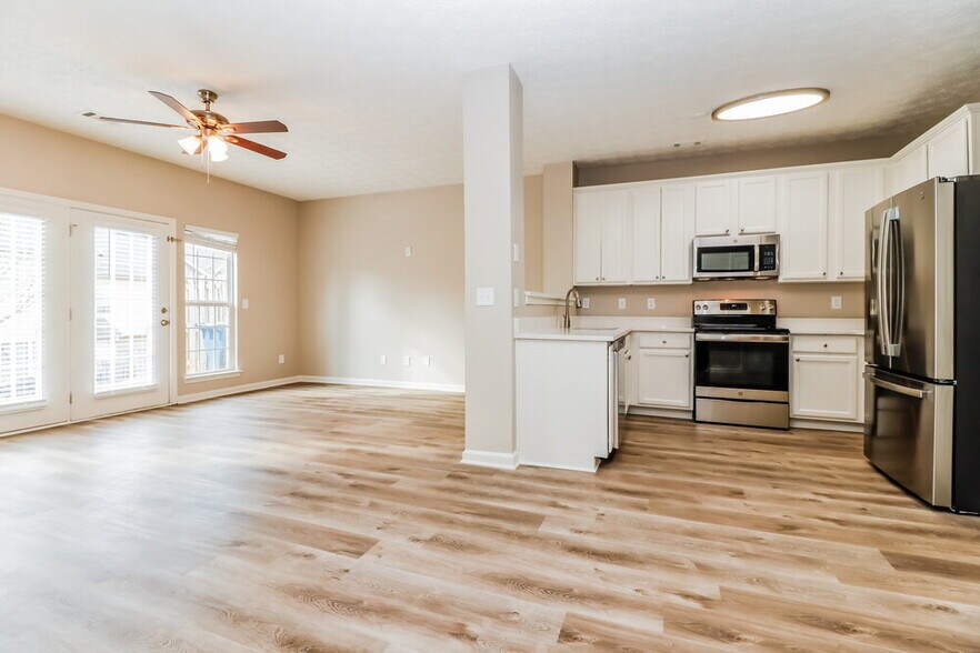 Building Photo - 4399 Stone Gate Way
