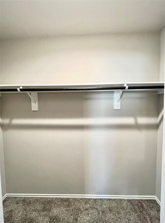 Building Photo - 21402 Wimborne Glen Wy