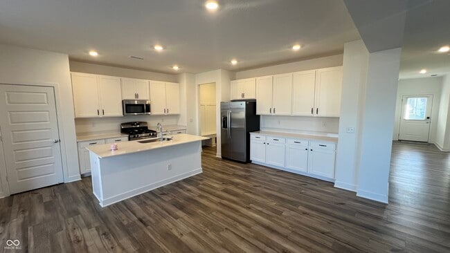 Building Photo - 5580 Cherry Hl Dr