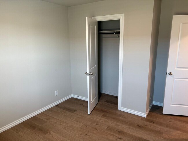 Building Photo - Brand New D.R. Horton Home in Bixby - 4 Be...