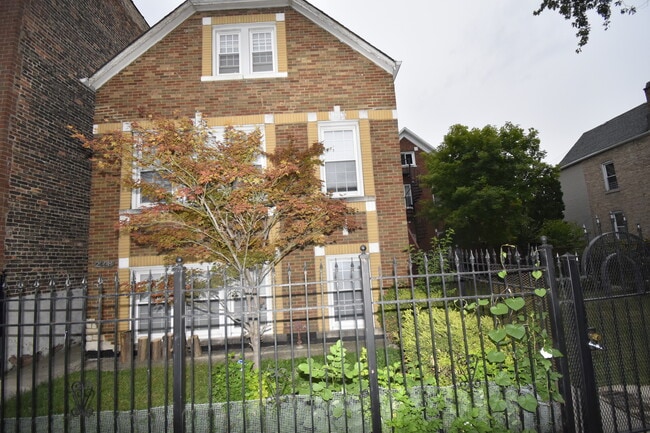 Primary Photo - 2448 S Homan Ave