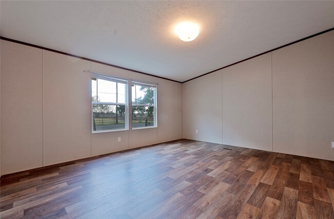 Building Photo - 1170 County Rd 603