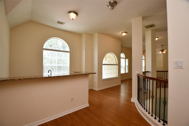 Building Photo - 13801 Rose Bay Ct