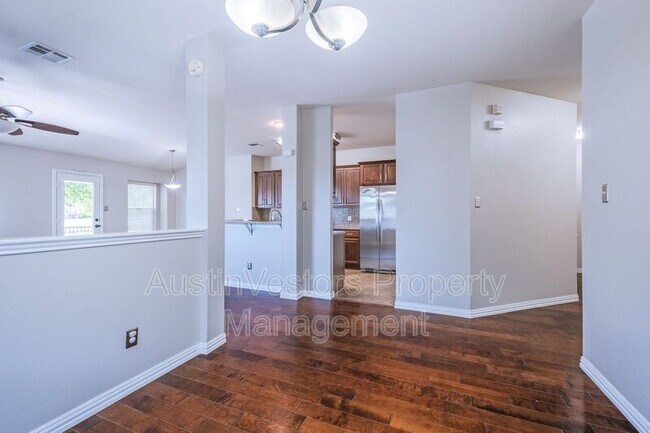 Building Photo - 645 Fort Thomas Pl