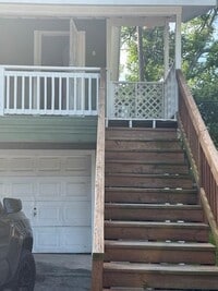 Building Photo - 8220 Glenview Dr