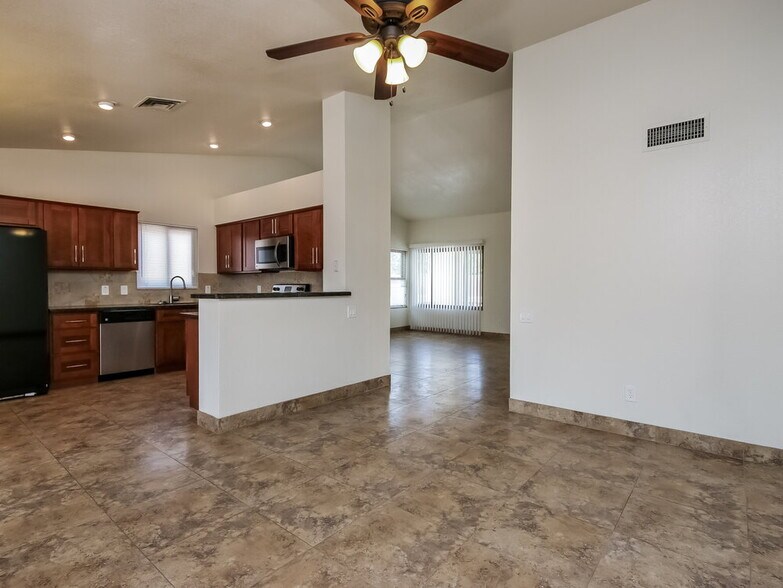 Building Photo - 378 S Galaxy Dr