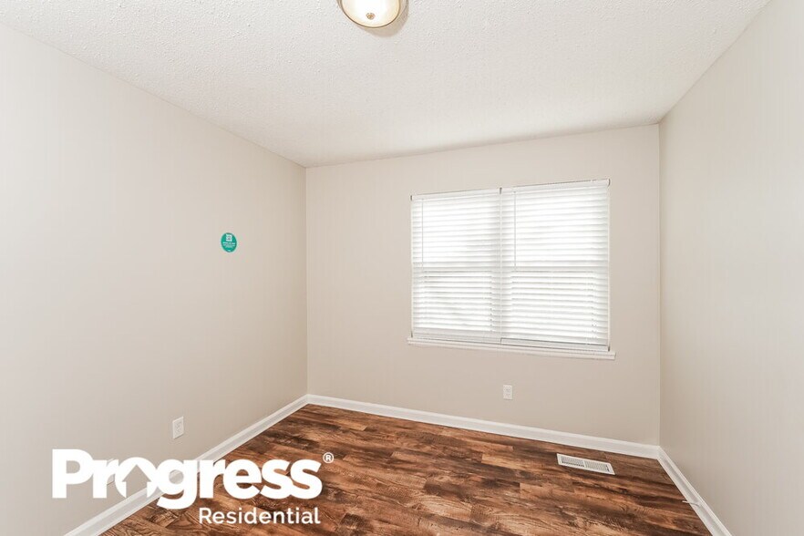 Building Photo - 5112 Rick Dr