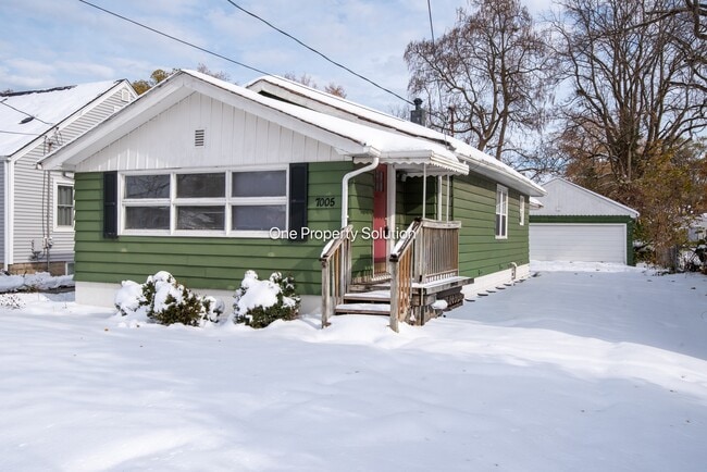 Building Photo - 7005 Broadway