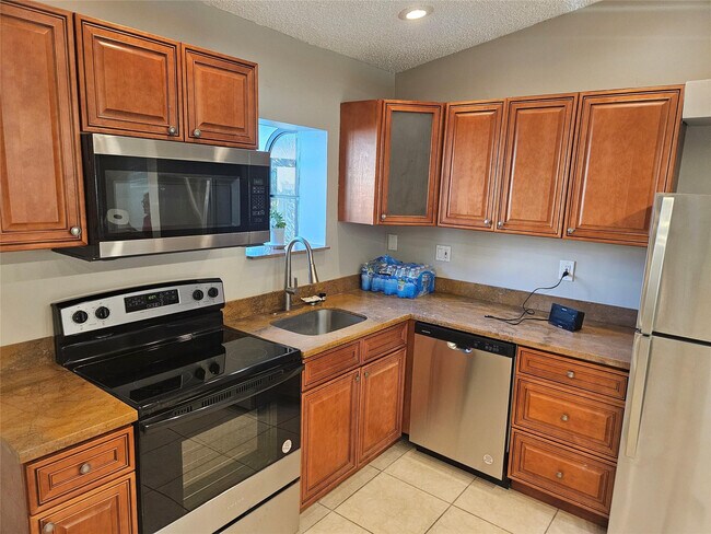 Building Photo - 2586 NW 58th Ave