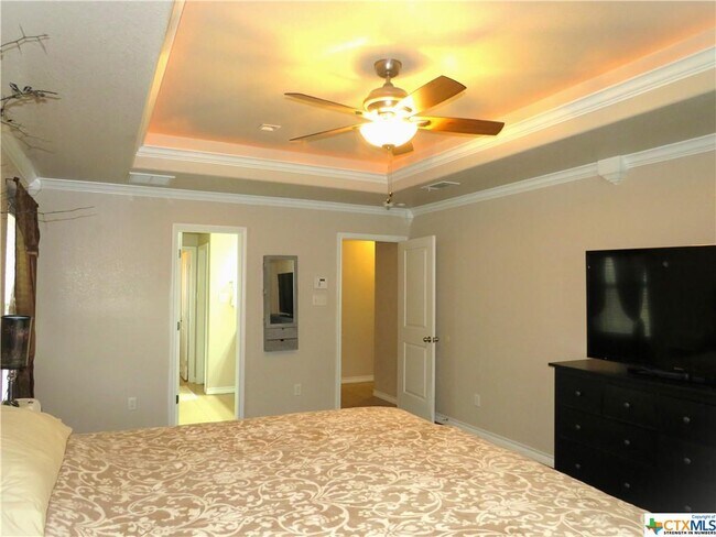 Building Photo - 4705 Bear River Trl