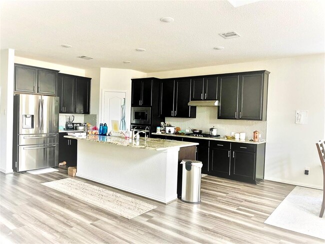 Building Photo - 2232 McClendon Trl