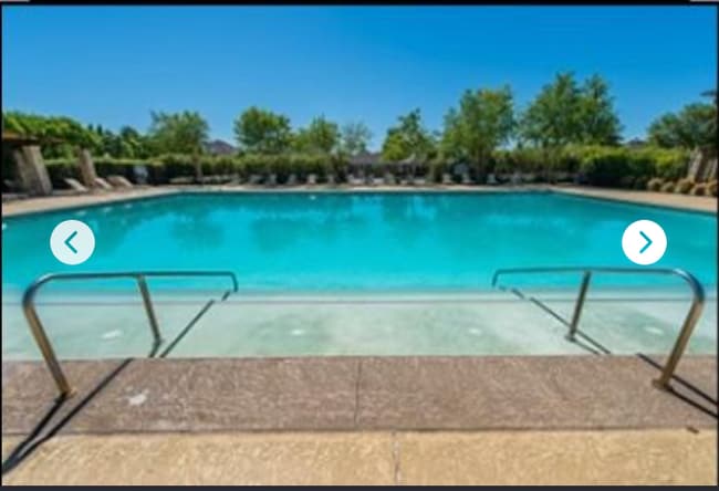 Building Photo - 2025 Lake Vista Dr